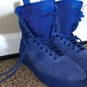 Nike Air force 1 special suede size 9.5 864024-401